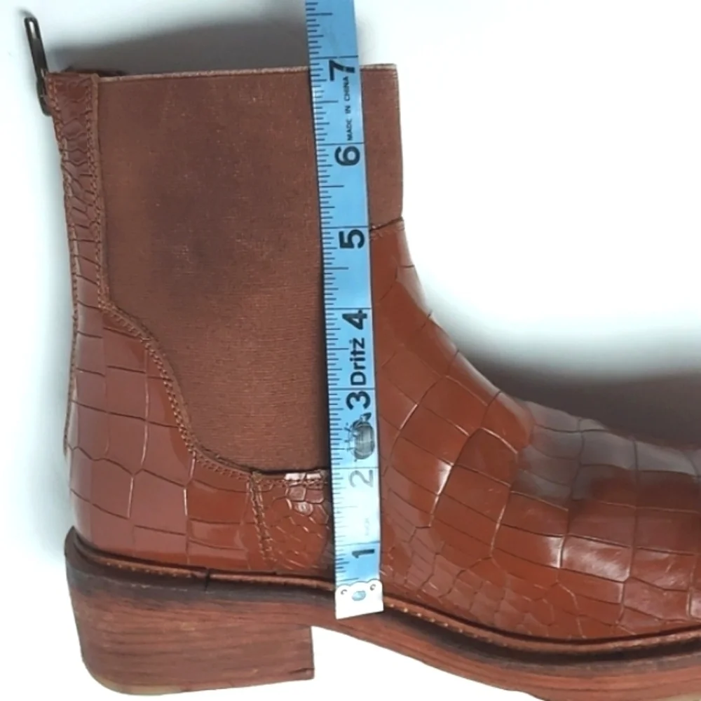 Free People Arlo Santa Fe Chelsea Boots Embossed Croc Ankle Boots Brown Size 40